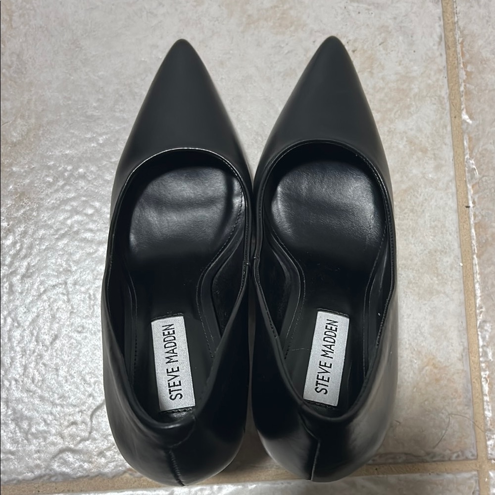 Steve Madden Black High Heel Pumps